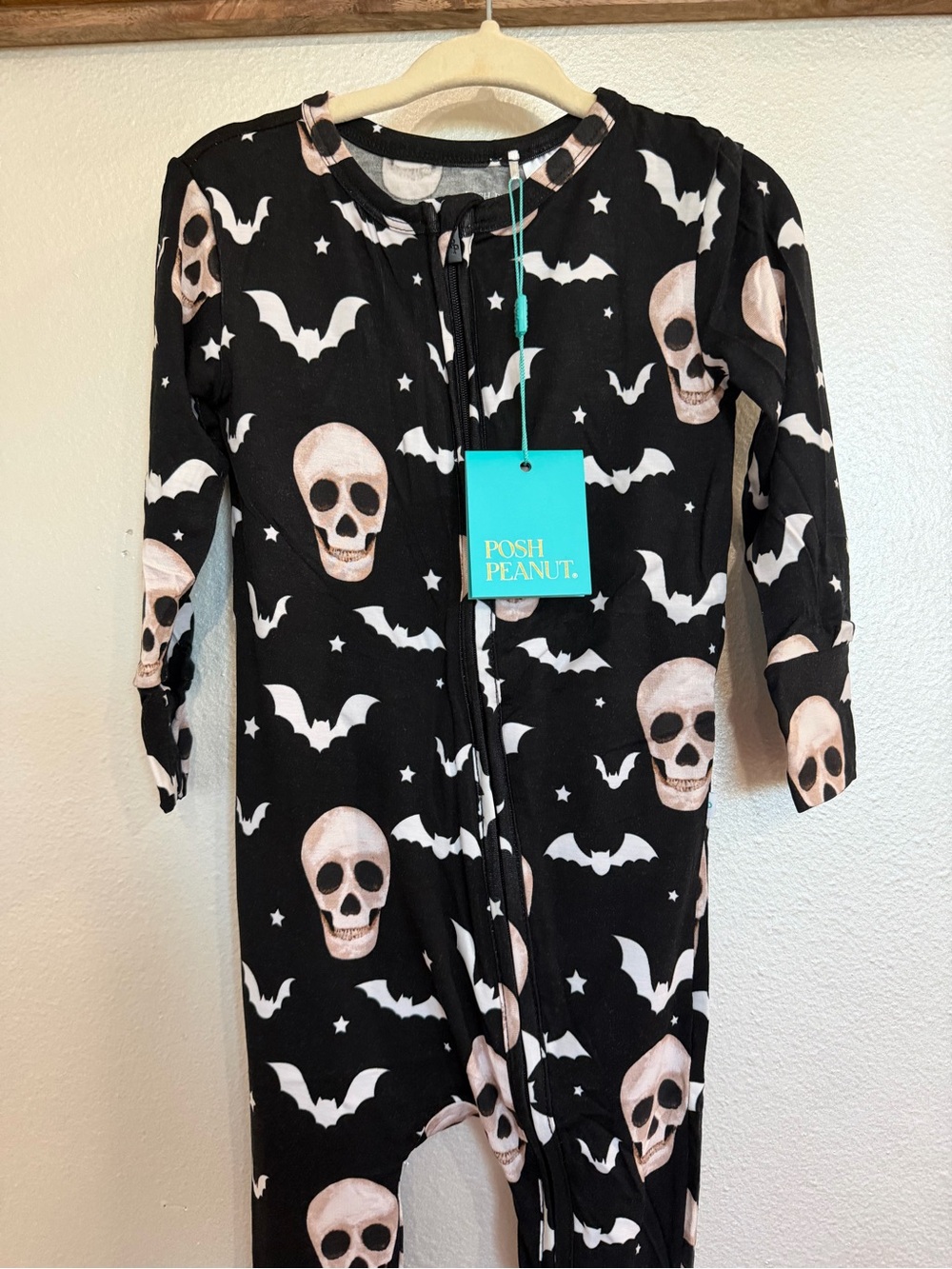 Posh Peanut Skelly Black Skull & Bat Toddler Pajamas 2T